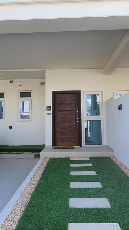 דובאי Spacious Villa With Bbq Area מראה חיצוני תמונה